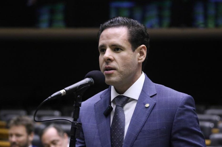 Rodrigo Valadares apoia emenda que fortalece o combate ao crime organizado e dá voz às vítimas