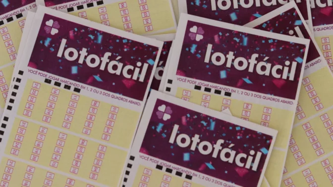 Lotofácil 3541: resultado do sorteio desta terça-feira (18)